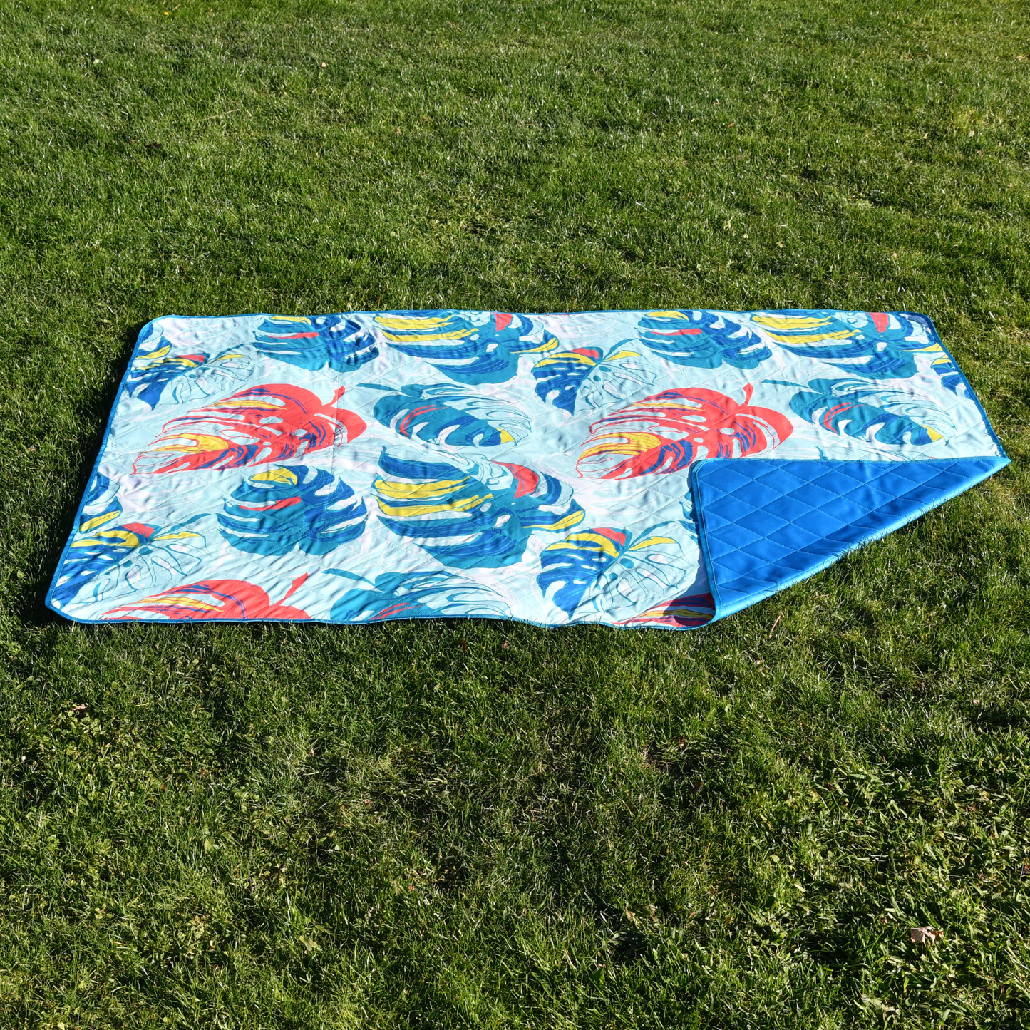 Old Bahama Bay® Outdoor Adventure Blanket, Palm Leaves